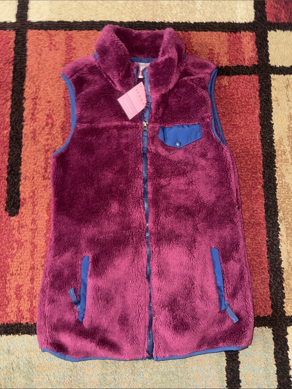 NWT Women’s Serra Fleece Vest